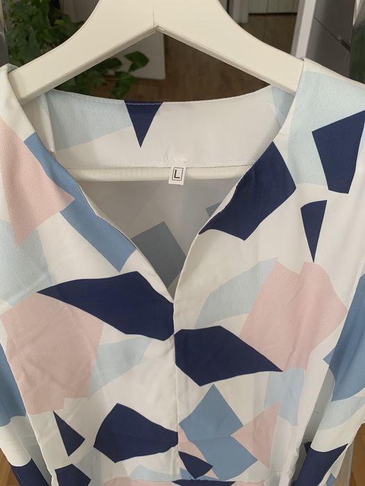 Rochie dama, masura L, similar 42-44.