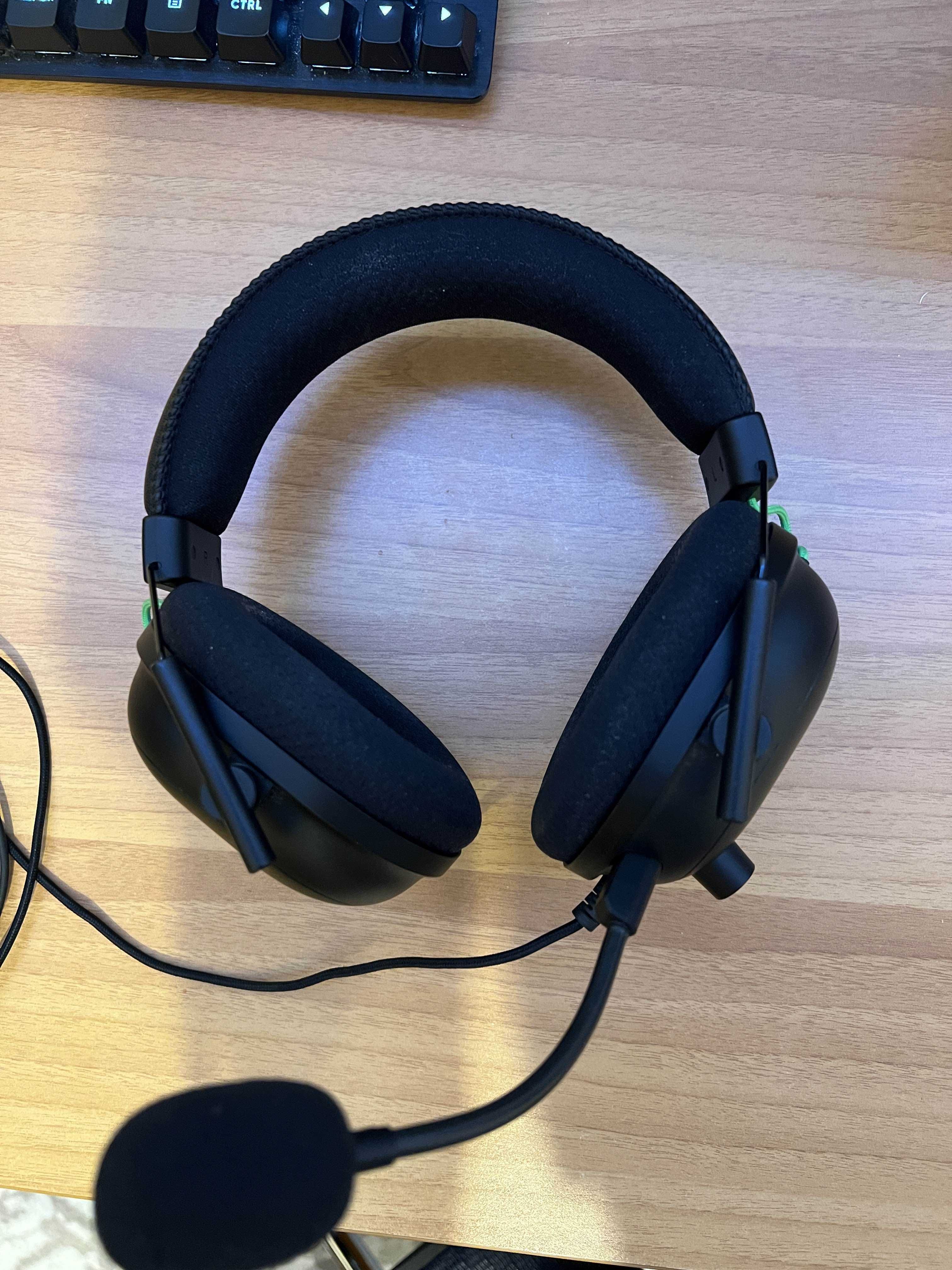 Геймърски слушалки Razer BlackShark V2 + USB Sound Card