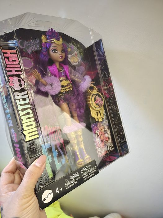 Păpușă monster high