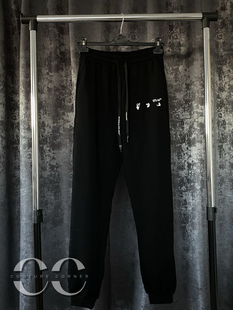 Pantaloni OFF-White • Calitate TOP • Caravaggio Diag Cuffed • Cod QR
