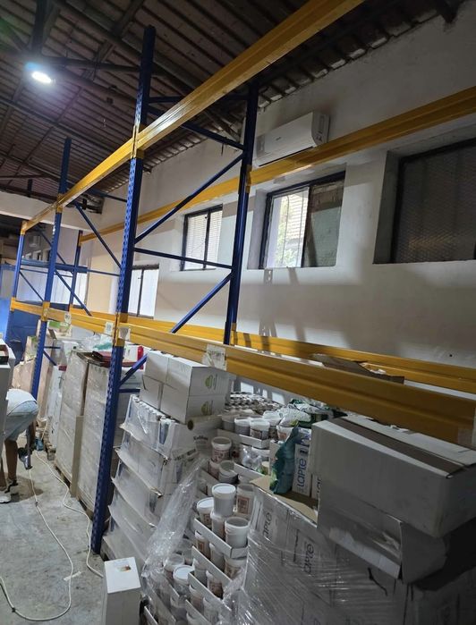 Rafturi metalice industriale