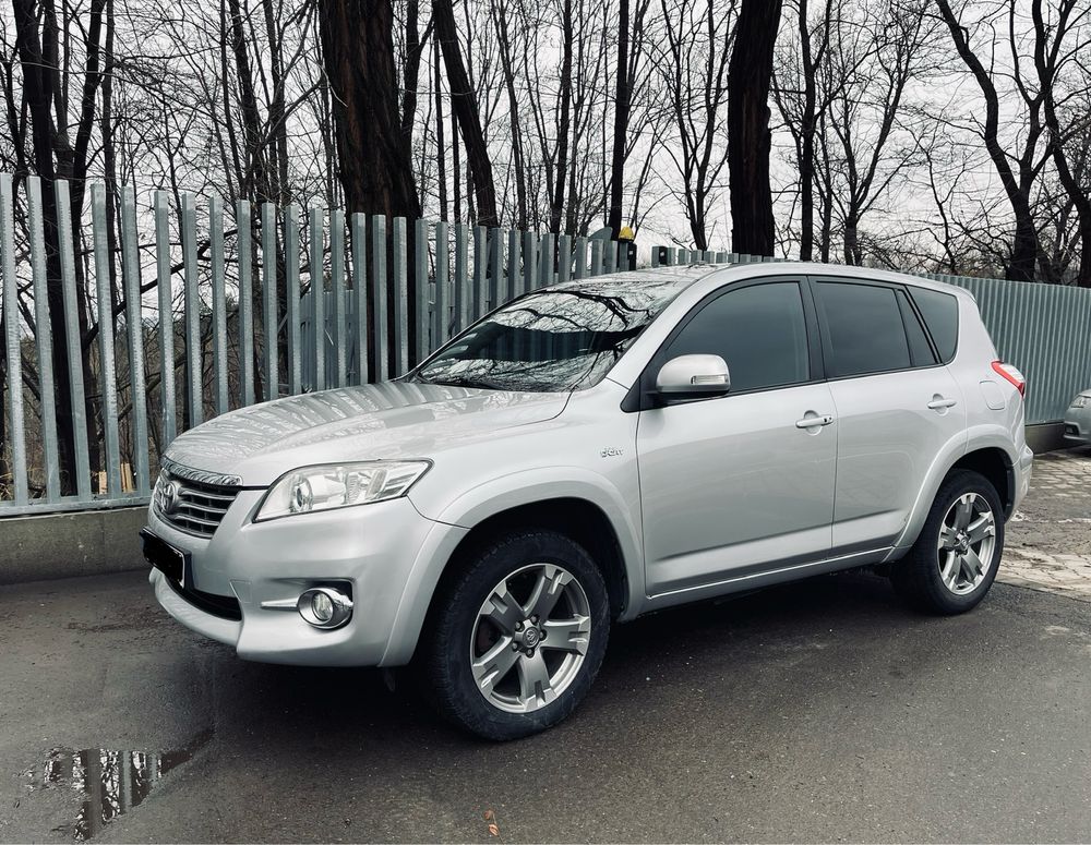 Toyota Rav 4 Anul fab 2011