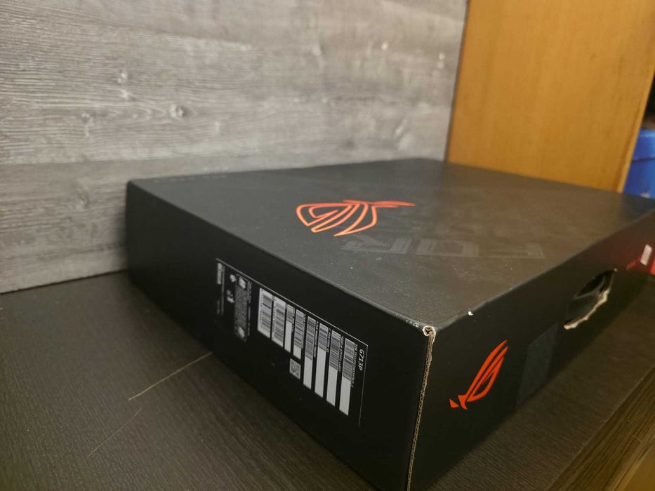 Laptop Gaming ASUS ROG Strix G17 G713PU-LL033, AMD Ryzen 9 7945HX