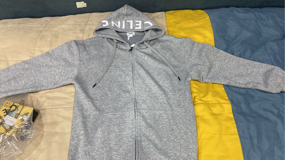 Продаи кофту,зип худи Celine