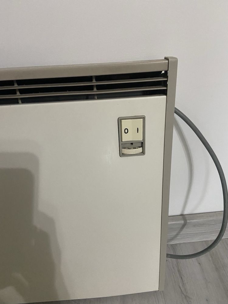Конвекторна печка SIEMENS