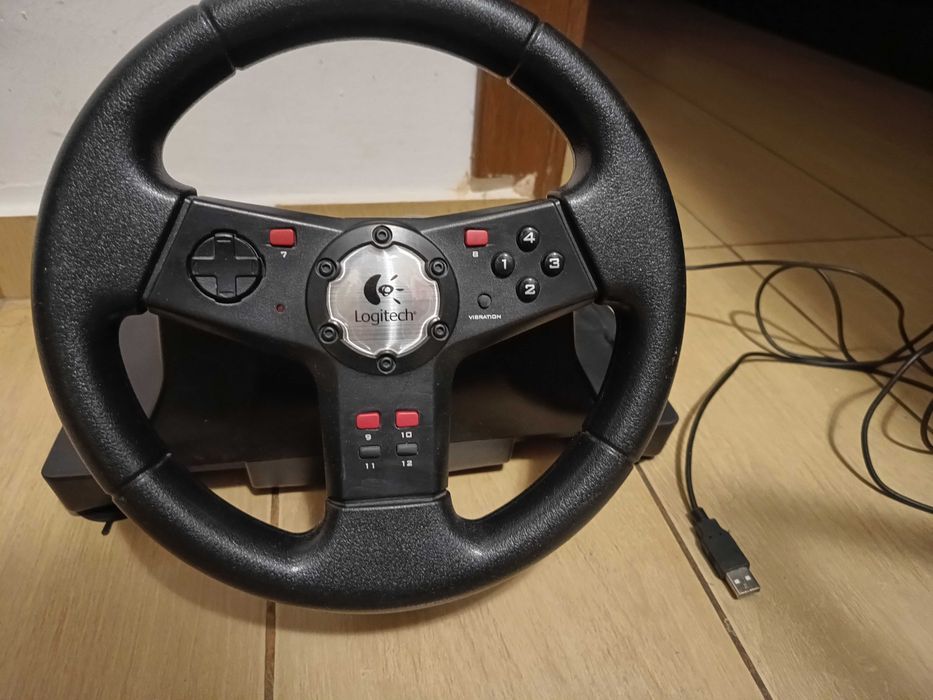 Volan gaming Logitech model NASCAR Racing Wheel E-UK12 863248, USB