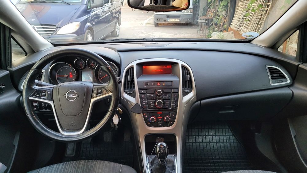 Masina Opel Astra J 2010 1,6 CDTI EURO5 functionala