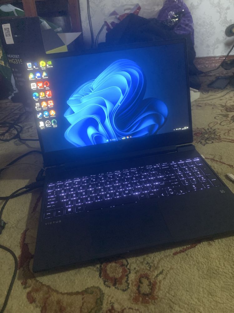 HP victus noutbuk