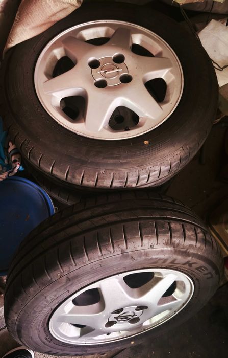 Летни Алуминиеви джанти с гуми 15ки 4x100 Opel 4бр