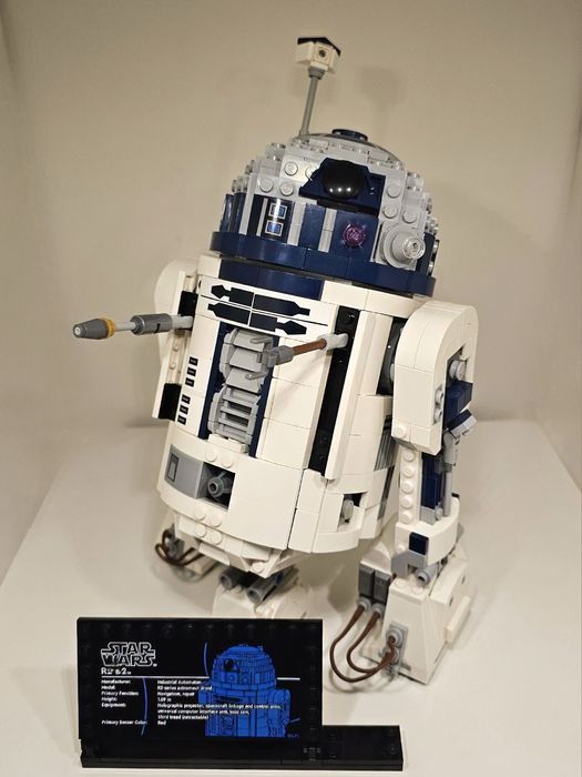 LEGO Star Wars - R2-D2 - 75379