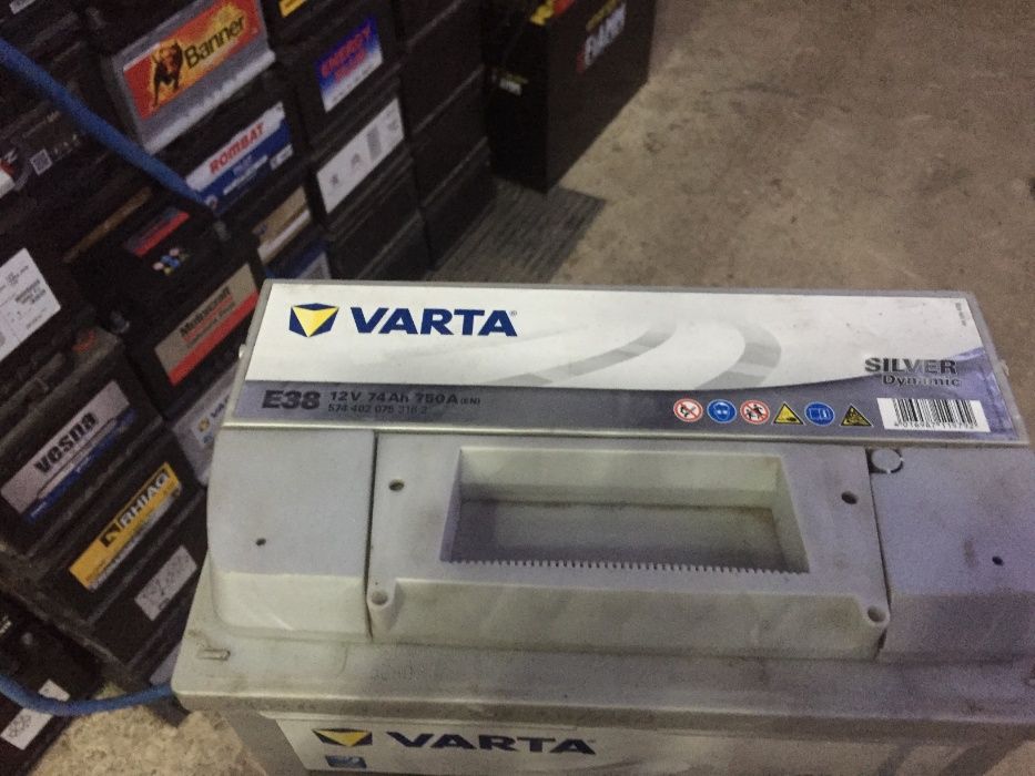 акумулатор 74 ач,гаранция,доставка приспадане за стар акумулатор