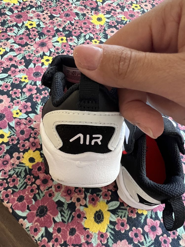Nike , Nike air обувки