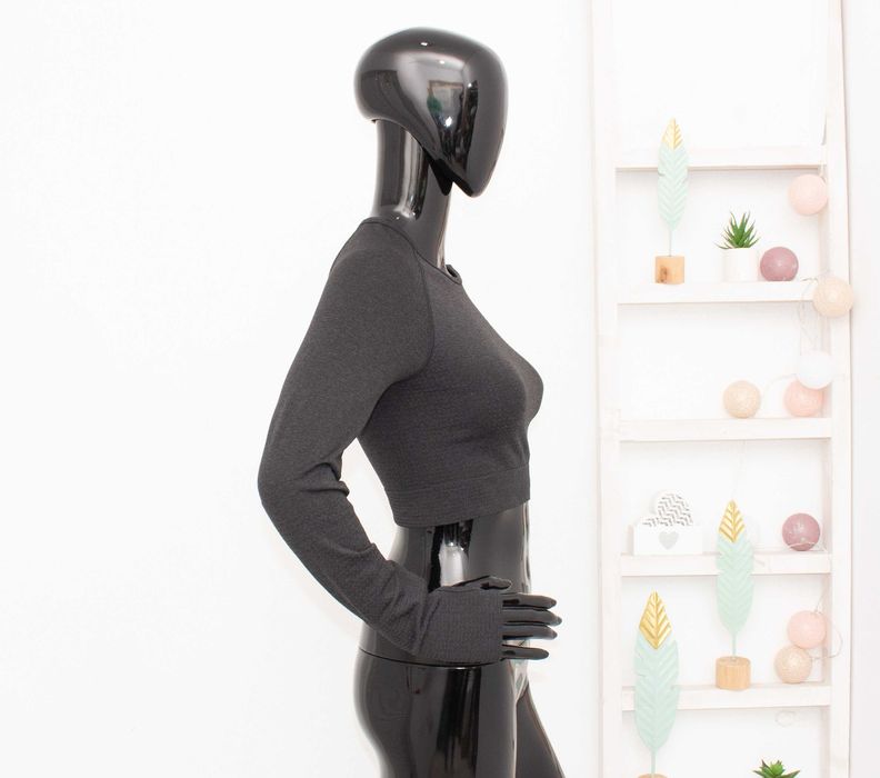 Gymshark дамски кроп топ за фитнес къс модел тъмно сив дълъг ръкав М