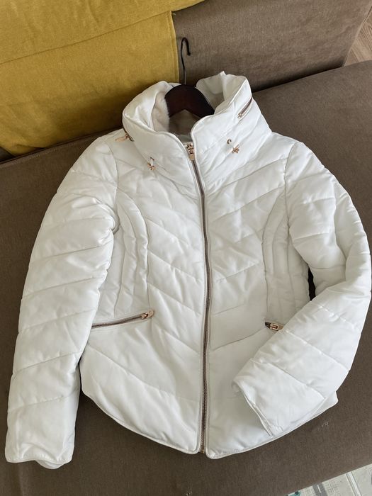 Зимни якета на ZARA