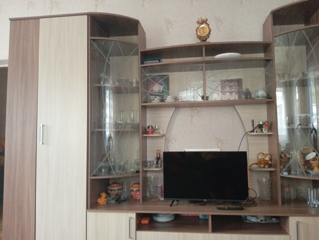 Стенка в отличном состоянии