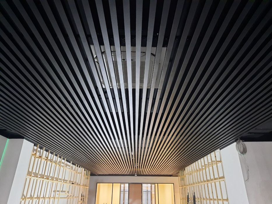 Реечный потолок reechniy кубическая подвесные и стеновые Стаж 10 лет!