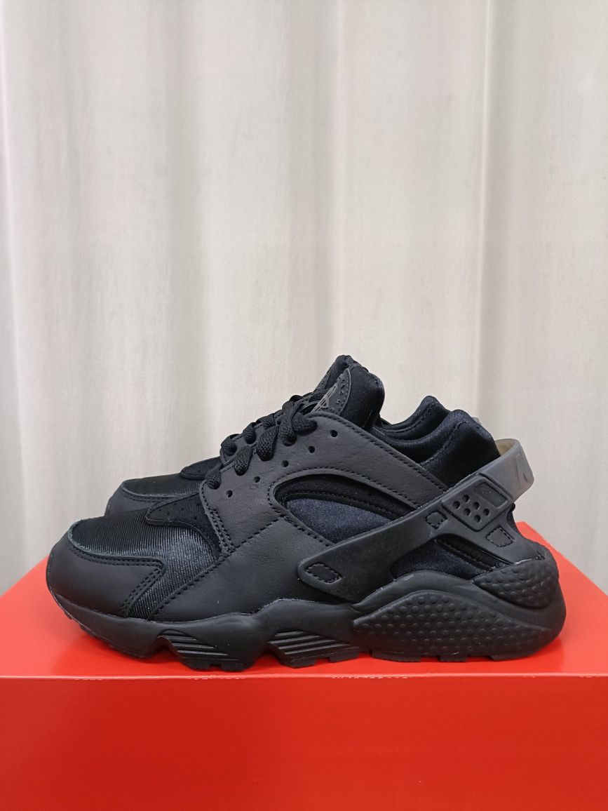Nike Air Huarache номер 36.36.5,37.37.5,38.38.5,39