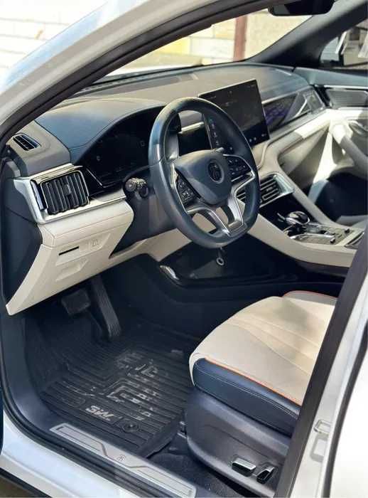 Byd Champion 605 km