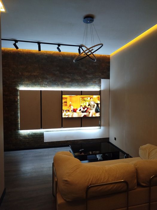 Продаётся своя квартира в центре города