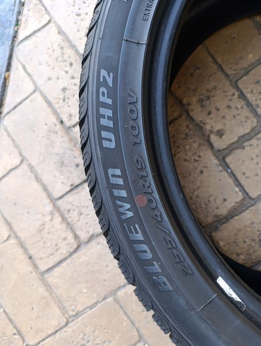 Зимни гуми Superia 255/40/19 dot 2921