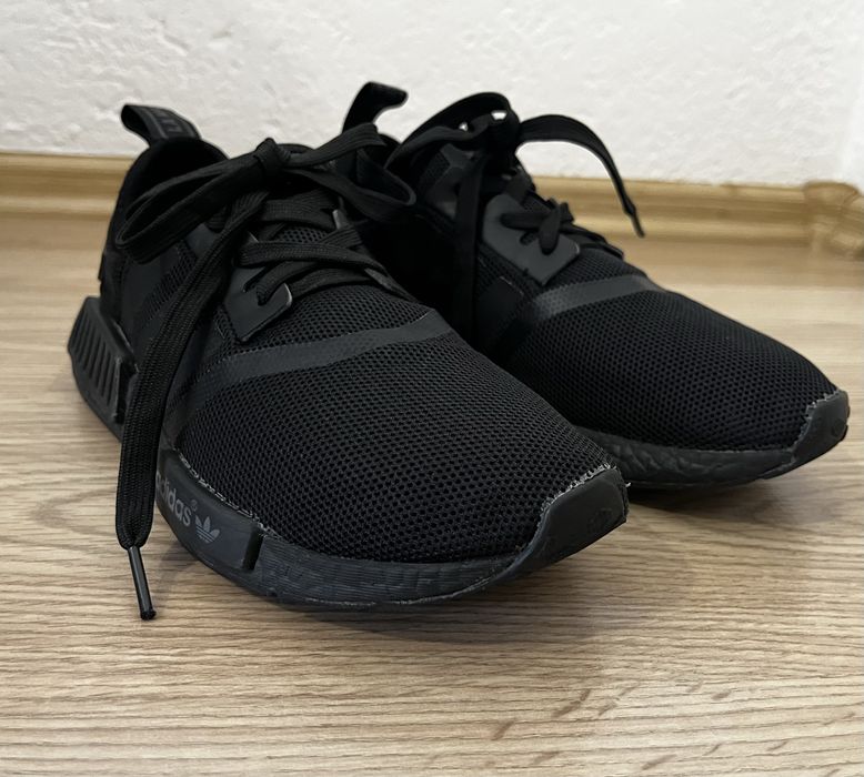 Adidas NMD R1 маратонки