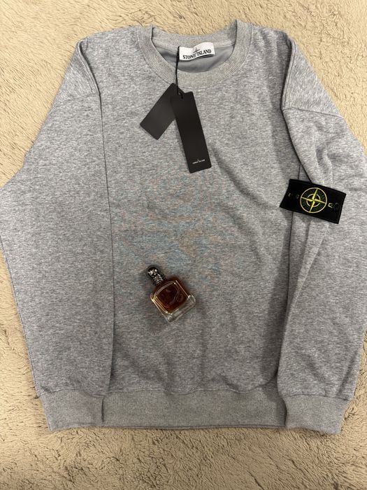 Bluza Stone Island gri Marimea M– nouă cu etichete