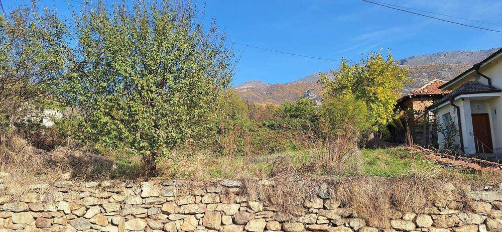 Продава се Парцел в Карлово - 852 кв.м за 27 €/кв.м - Снимка #1