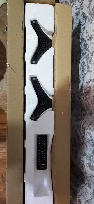 LG Smart TV 43LH560 diagonala 108 cm FullHD