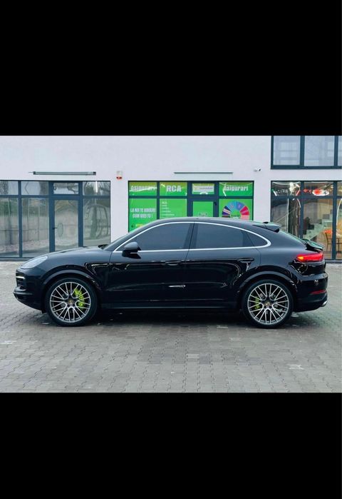 Vand PORCHE CAYENNE  masina stare foaret buna