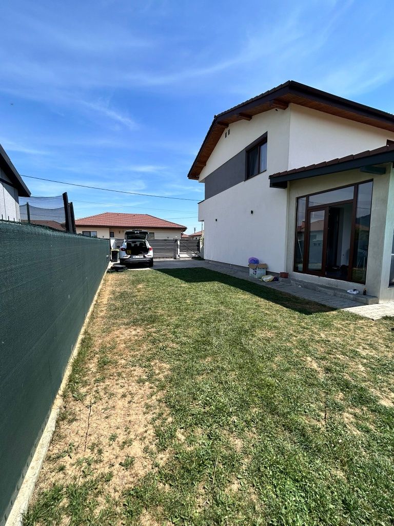 Casa 90 m², 3 dormitoare, 2 băi, 3 ari teren – Sat Săsar