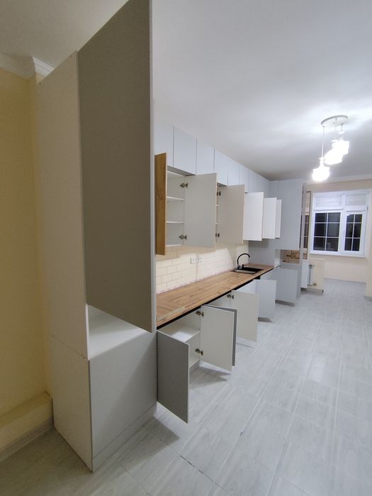 Продается кухонный гарнетура