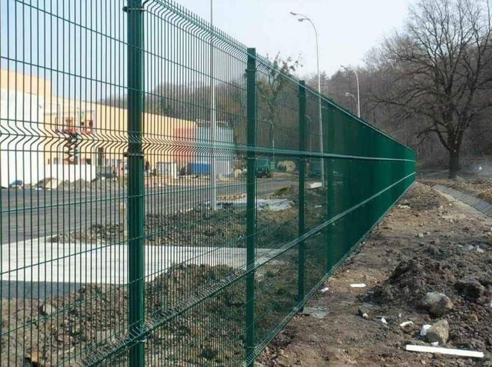 Construim garduri ori ce tip și model