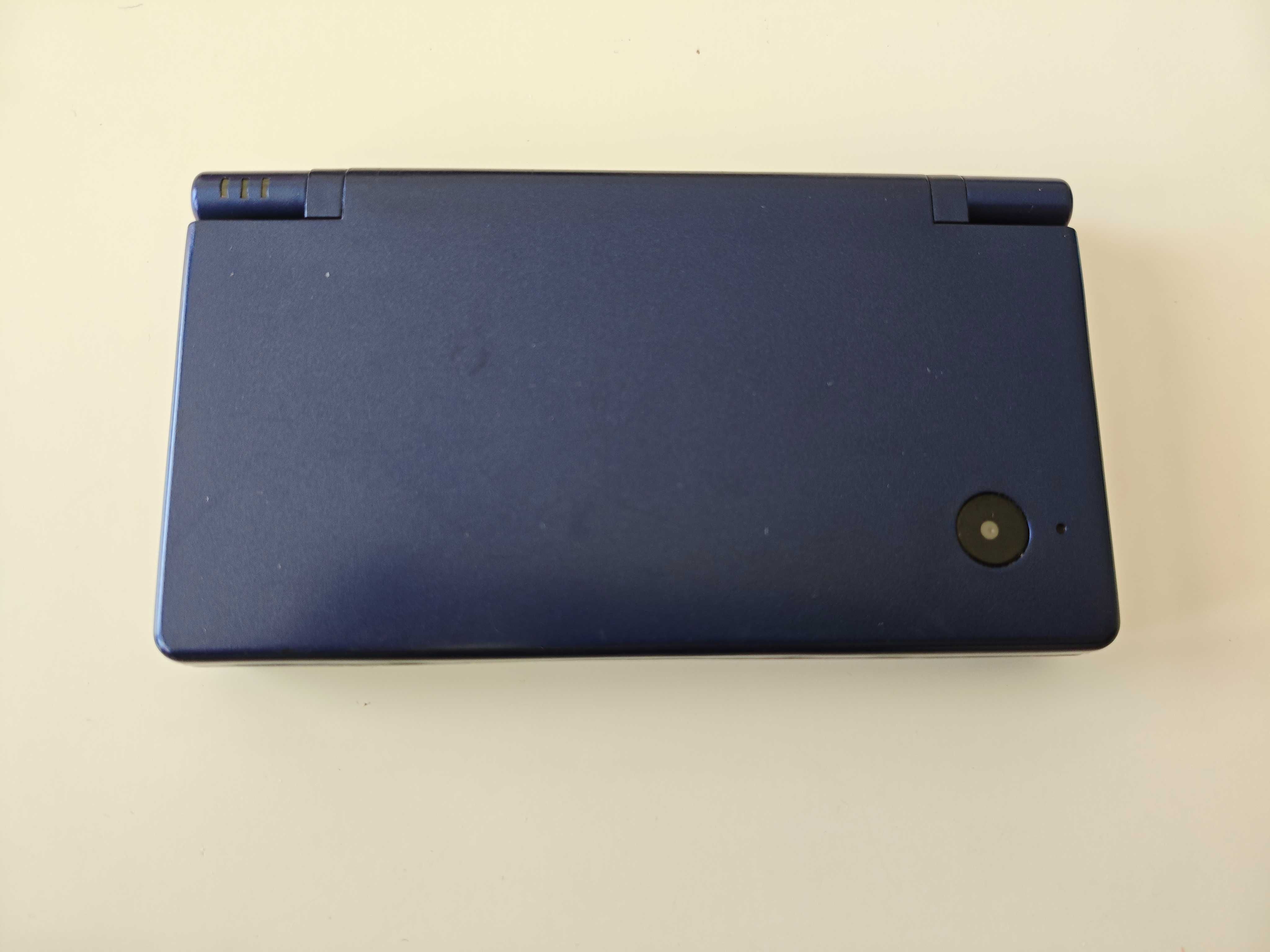 Nintendo DSi - качени много игри