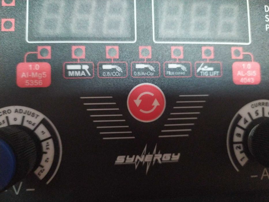 Телоподаващо 250А за АЛУМИНИЙ  Синергичен Заваръчен апарат