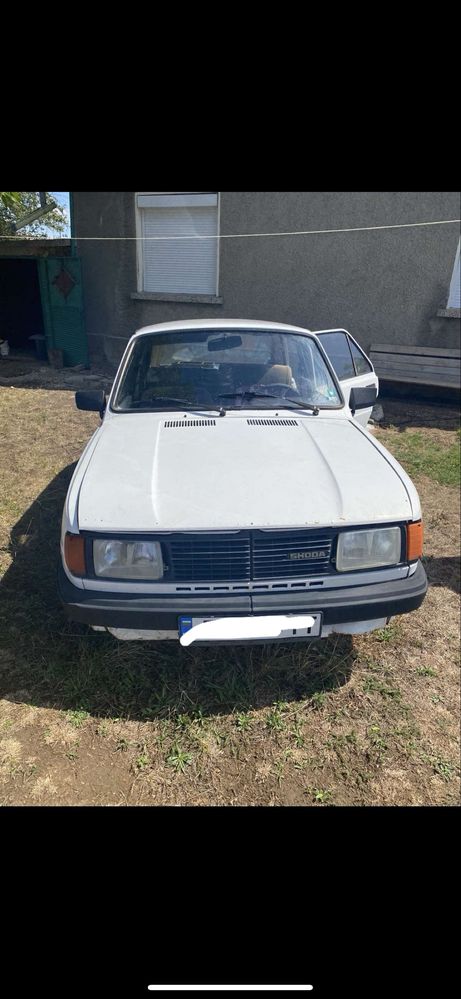 Продава се Шкода 120L 5-скорости
