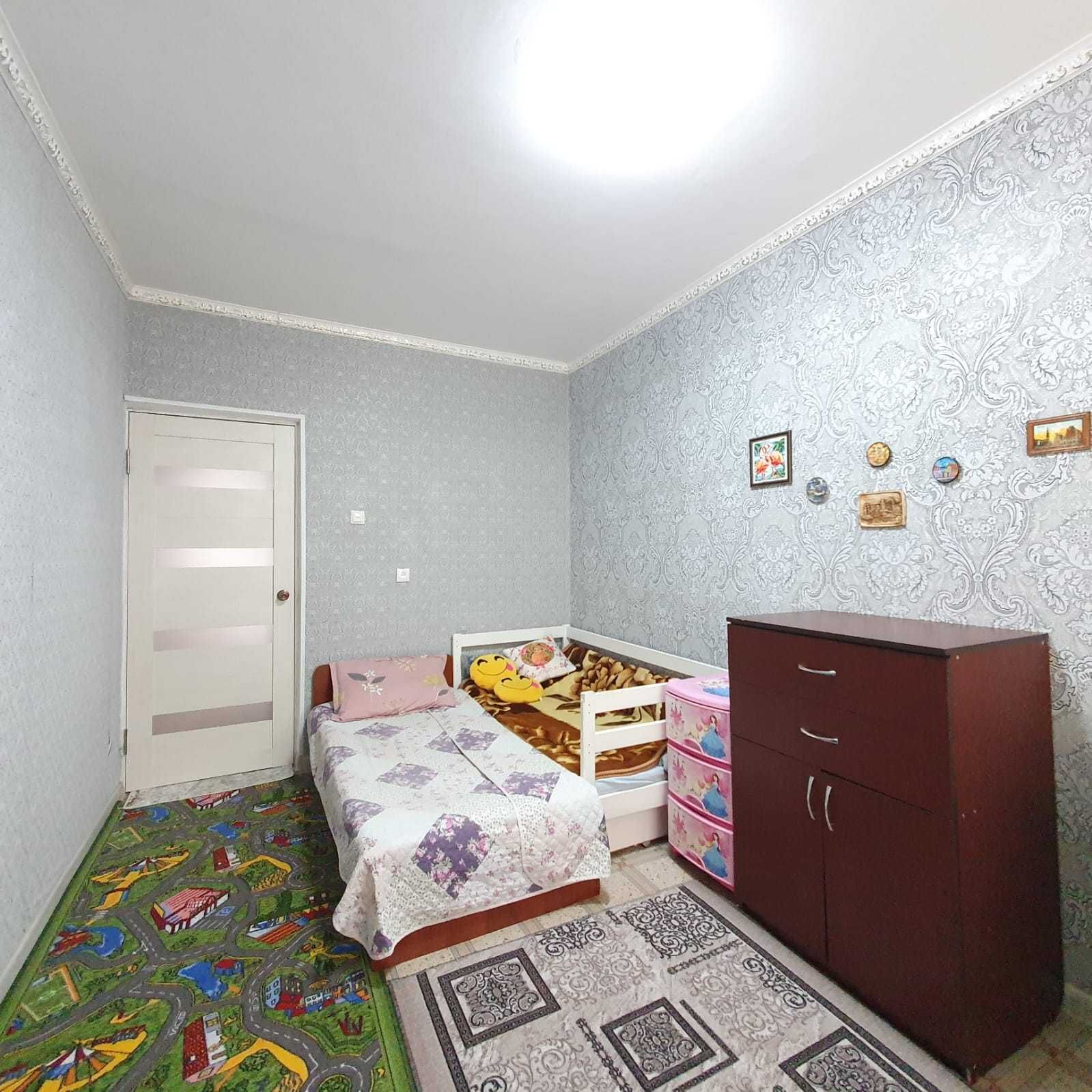 Продам отличную 2х комнатную квартиру по ул.Ломоносова, дом кирпичный!