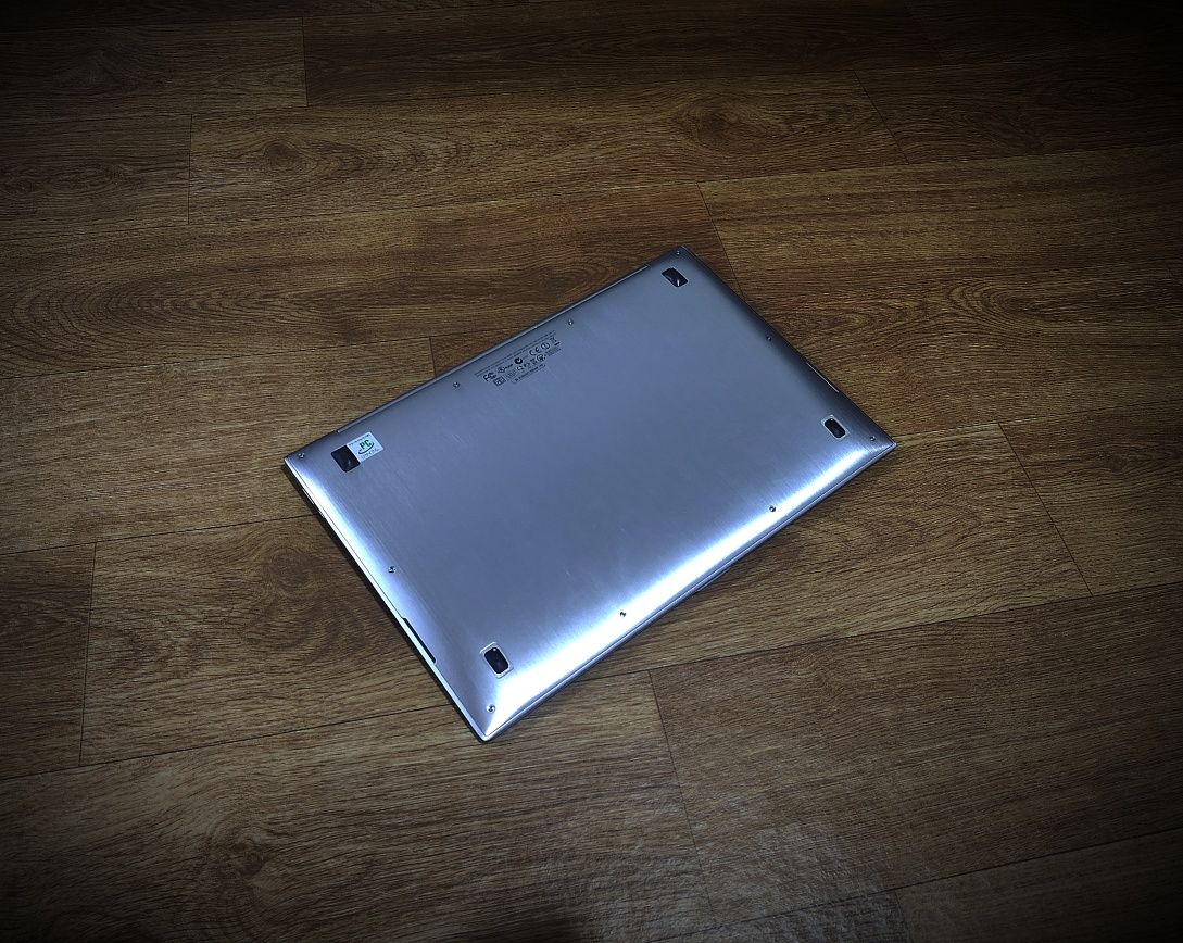 Ультрабук ASUS Zenbook UX21E