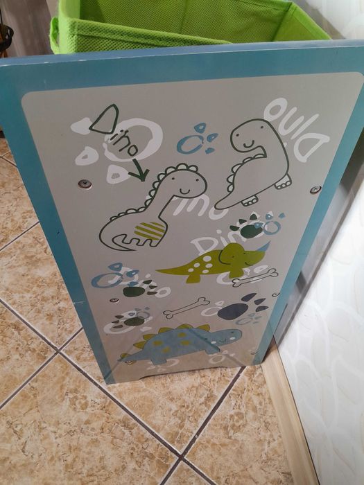 Етажерка , стелаж за играчки Динозавърчета