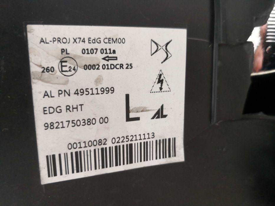 Фар Citroen DS7 crossback Bi-Xenon ляв Оригинален