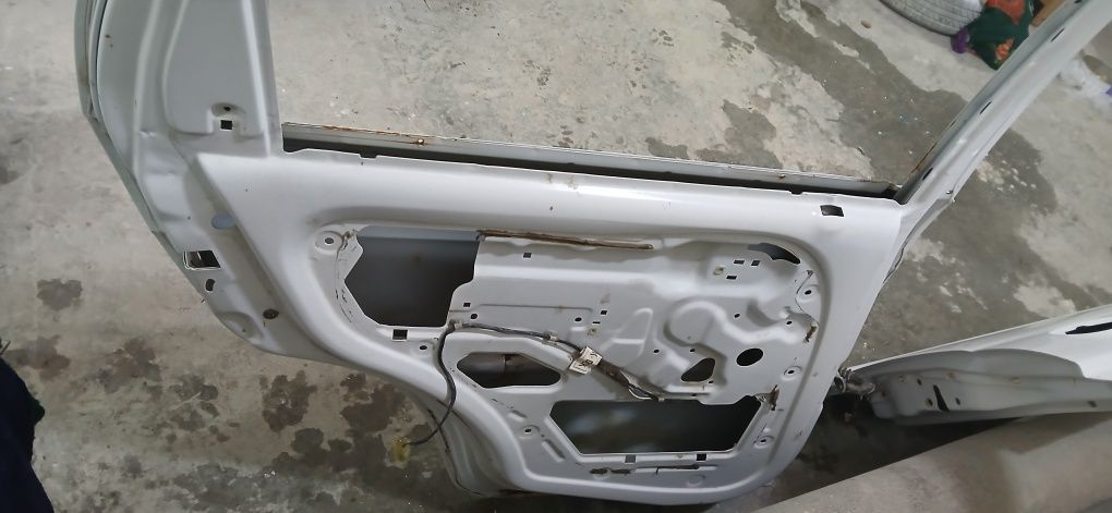 Matiz  radnoy chap tomon eshiklar
