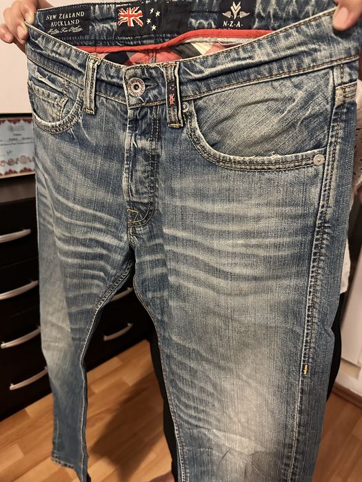 Blugi NZA in stare foarte buna