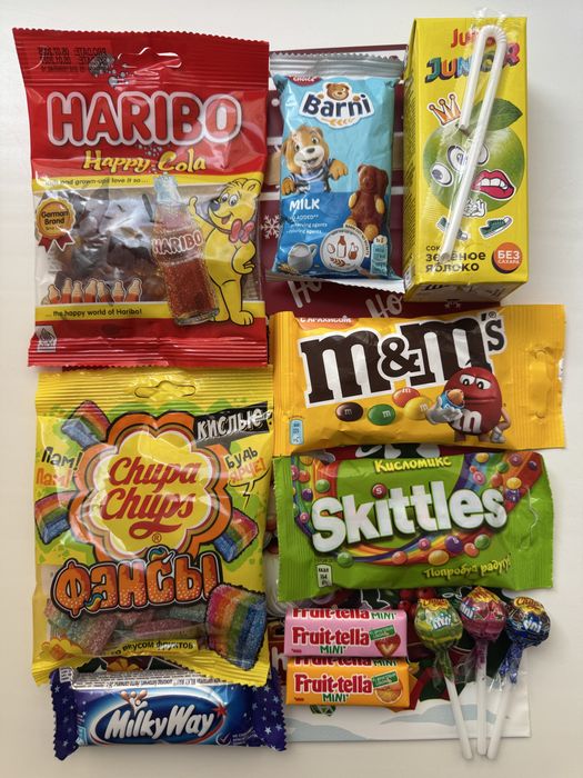 Сладкий подарок на Новый Год, есть разное наполнение, цены разные