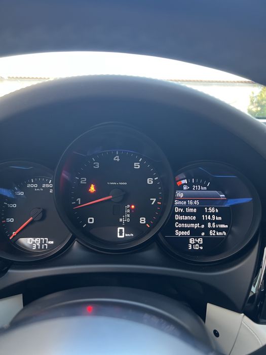 Porsche Macan Standard