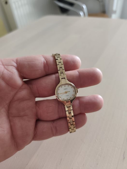 Ceas vintage ZARIA, mecanic, 17 jewels, Made in USSR – stare foarte bu