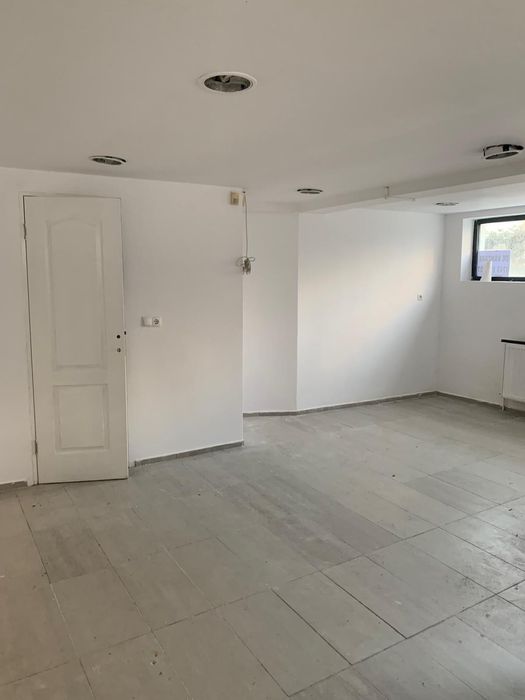 Proprietar vând spațiu comercial in zona centrala - Baia Mare