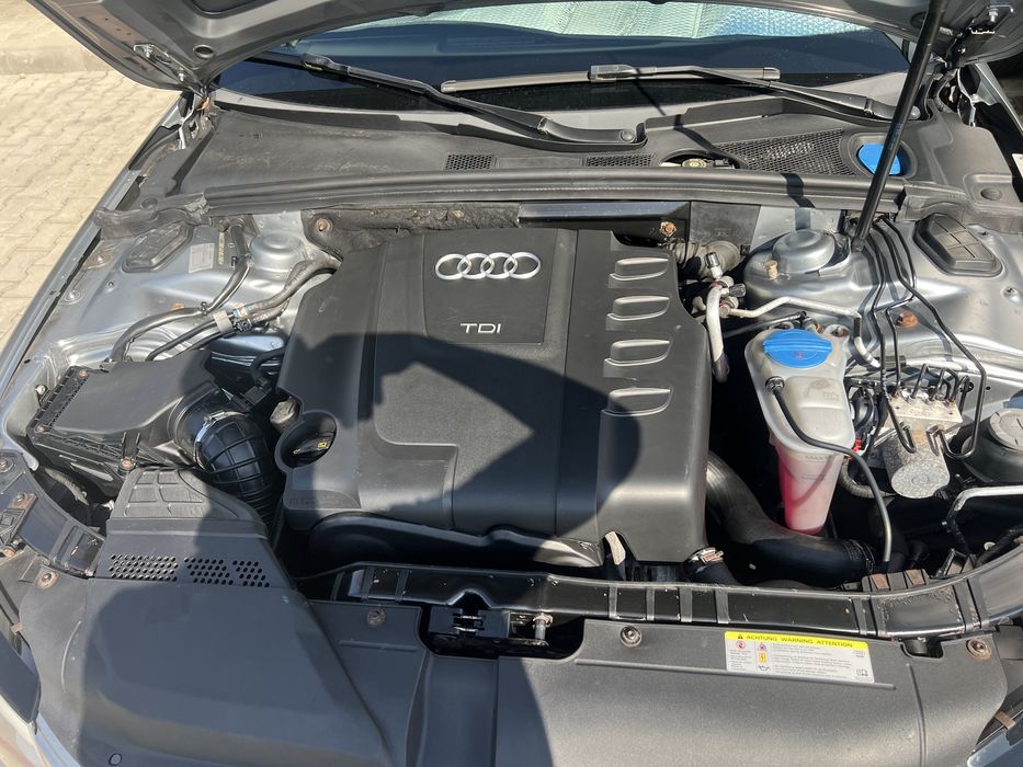 Audi A4 B8.