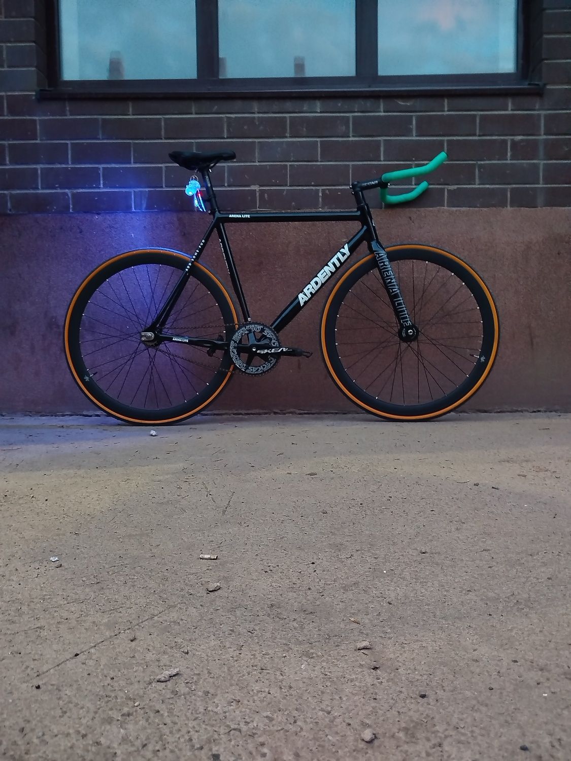 Продается fixed gear,fix,фикс Ardently arena