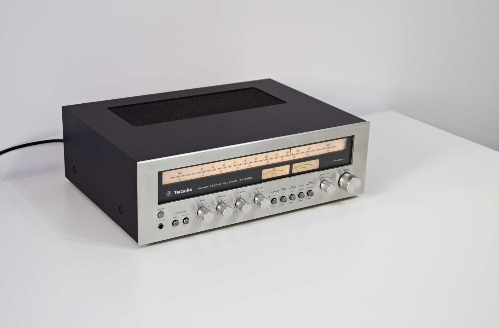 Amplituner Technics SA-5360, amplificator