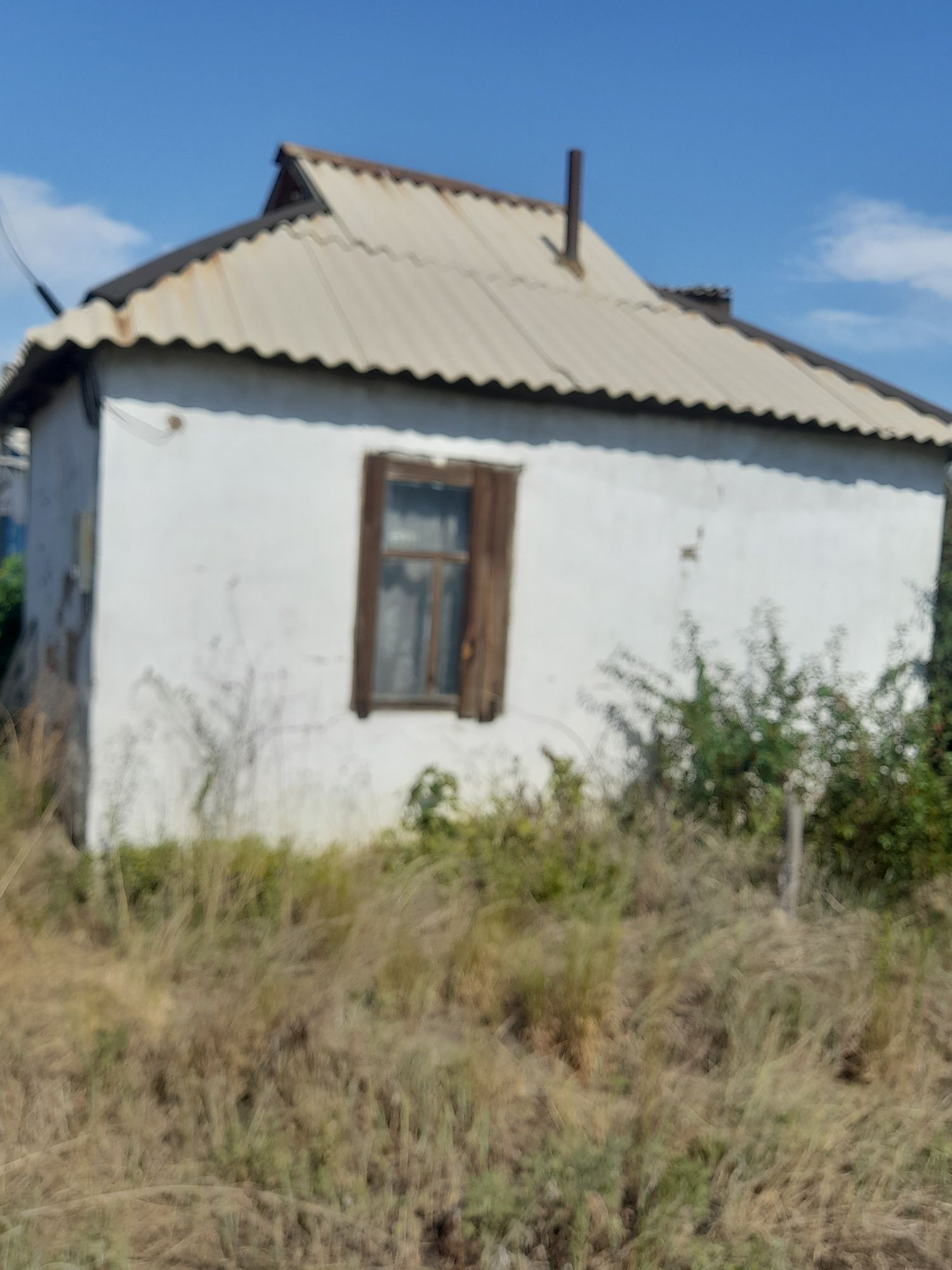 Продам дачу на Бобровке,ближе  Линьковому озеру ,летний вариант