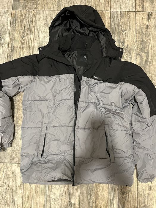 Дебело, олекотеко мъжко зимно яке